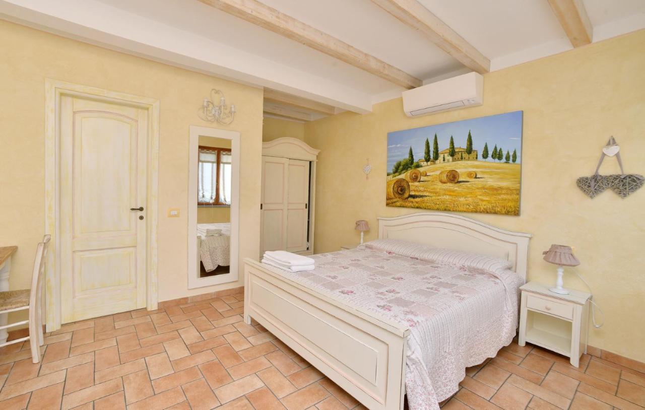 B&B Le Colline Di Bana 卡莫利 外观 照片